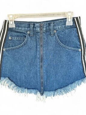 Carmar blue denim mini skirt
